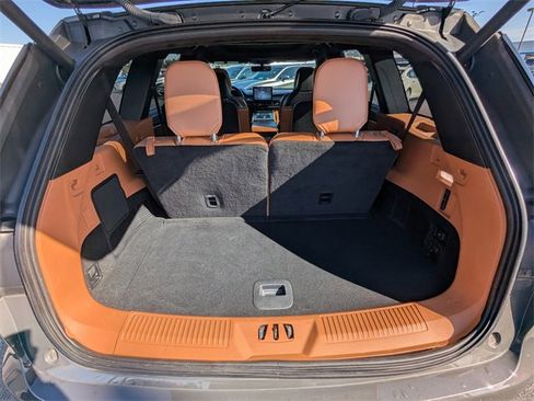 Used 2023 Lincoln Aviator Black Label w/ Dynamic Handling Package image 14