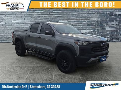 Used 2024 Chevrolet Colorado Trail Boss w/ Technology Package AWD/4WD image 8