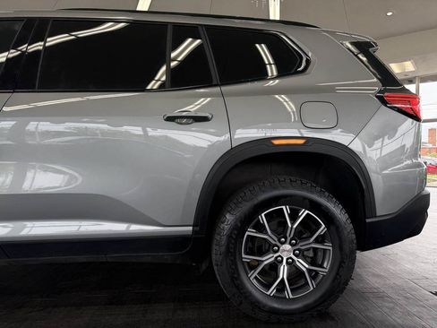 Used 2024 GMC Acadia AT4 w/ Luxury Package AWD/4WD image 17