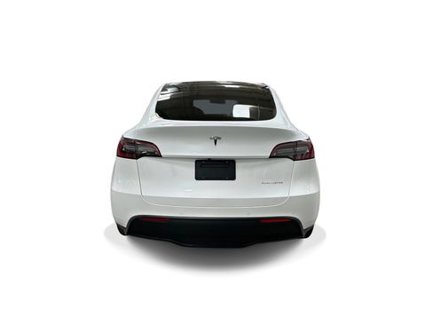Certified 2022 Tesla Model Y Long Range AWD/4WD image 5