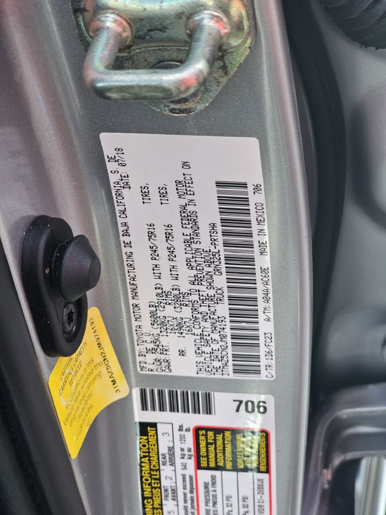 Used 2018 Toyota Tacoma SR5 RWD image 27
