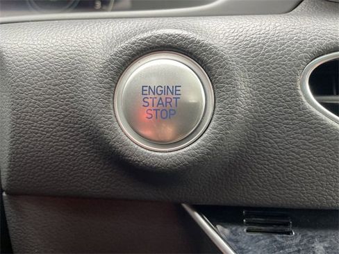 Used 2022 Hyundai Sonata Limited image 16