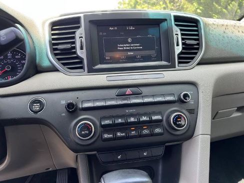 Used 2017 Kia Sportage EX FWD image 24