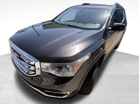 Used 2017 GMC Acadia SLT FWD image 4