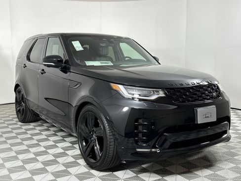 Certified 2025 Land Rover Discovery Dynamic SE image 7