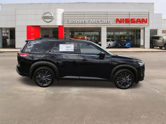 New 2026 Nissan Pathfinder SL w/ SL Premium Package FWD video 2
