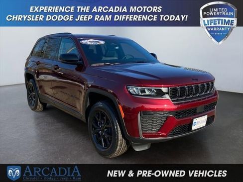 New 2026 Jeep Grand Cherokee Altitude image 22