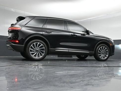 Certified 2023 Lincoln Corsair Reserve AWD/4WD image 37