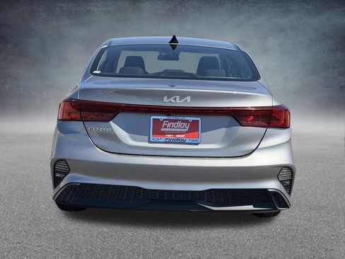 Used 2024 Kia Forte LXS FWD image 5