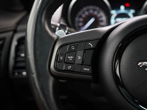 Used 2017 Jaguar F-TYPE R AWD/4WD image 23