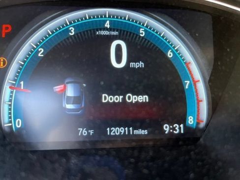 Used 2016 Honda Civic Touring image 7