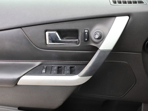 Used 2013 Ford Edge SEL image 12