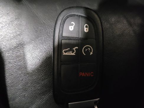 Used 2021 Jeep Cherokee Limited w/ Elite Package image 32