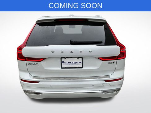 Certified 2023 Volvo XC60 B5 Plus w/ Climate Package image 7