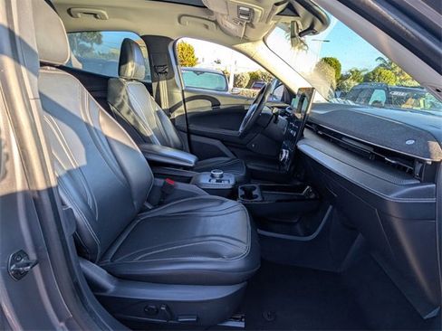 Used 2021 Ford Mustang Mach-E Premium image 14