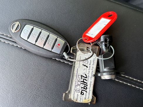 Used 2025 Nissan Altima 2.5 SV image 25