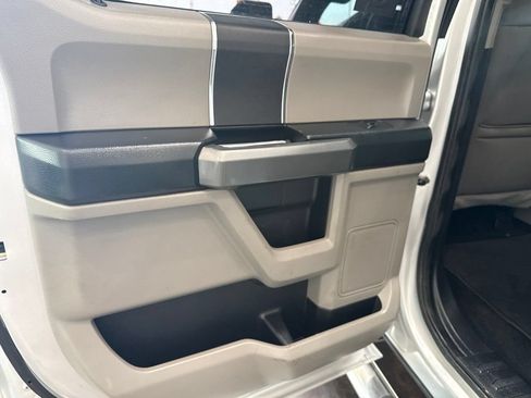 Used 2018 Ford F150 XLT AWD/4WD image 15