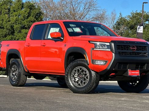 New 2026 Nissan Frontier PRO-4X w/ Pro Premium Package AWD/4WD image 2