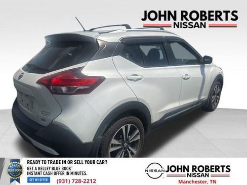Used 2019 Nissan Kicks SR w/ SR Premium Package image 6