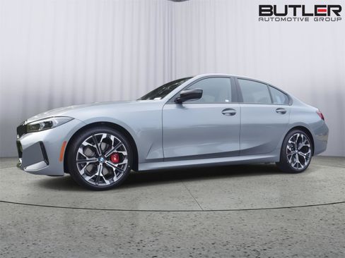 New 2026 BMW 330i Sedan w/ M Sport Package RWD image 42
