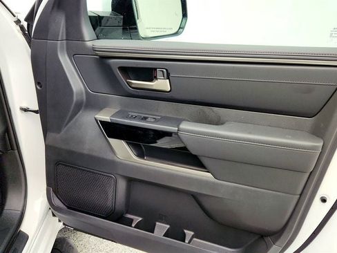 Used 2025 Toyota Tundra Limited image 25