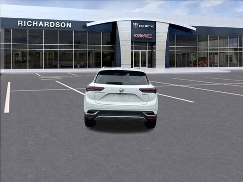 Used 2023 Buick Envision Essence image 4