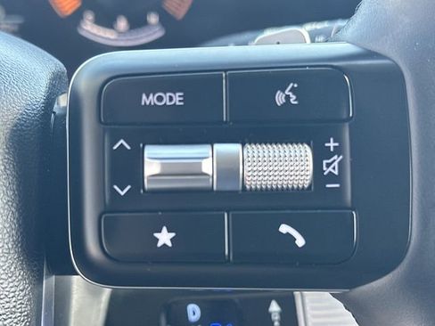 Used 2025 Hyundai Santa Fe SEL image 23