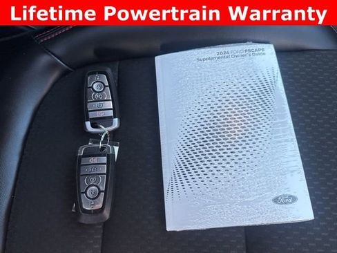Used 2024 Ford Escape ST-Line image 18