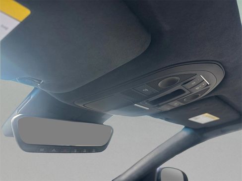 Used 2022 Genesis G70 3.3T w/ Sport Prestige Package image 25