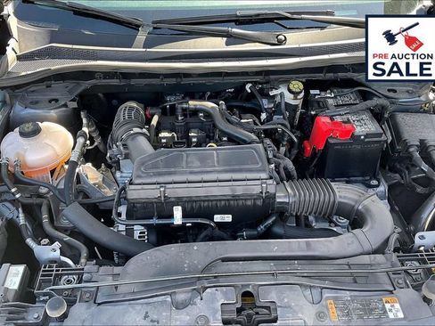 Used 2025 Ford Escape ST-Line AWD/4WD image 10