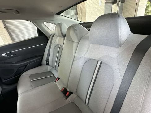 Used 2021 Hyundai Sonata SE FWD image 15