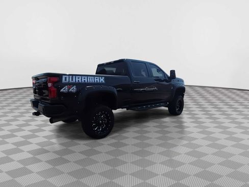 Used 2022 Chevrolet Silverado 2500 Custom w/ Custom Value Package AWD/4WD image 8