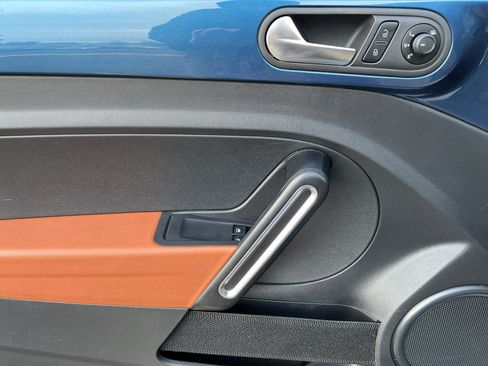 Used 2017 Volkswagen Beetle 1.8T image 12