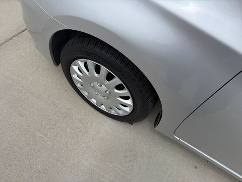 Used 2016 Nissan Sentra S FWD image 13