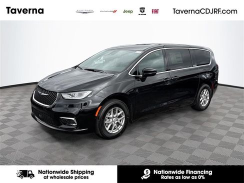 New 2026 Chrysler Pacifica Select image 1