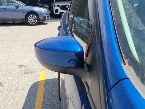 Used 2019 Ford Escape SEL image 10