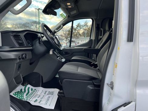 Used 2024 Ford Transit 350 XLT image 16