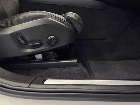 Certified 2022 Volvo XC60 B6 Inscription w/ Climate Package image 16