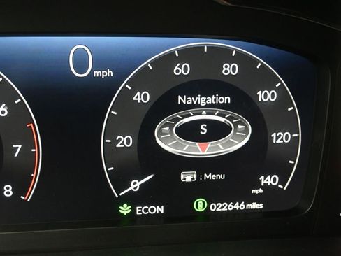 Certified 2023 Honda Pilot Elite image 16