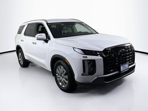 Used 2023 Hyundai Palisade SEL w/ Cargo Package AWD/4WD image 3
