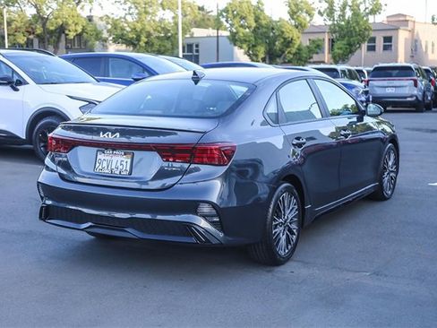Certified 2023 Kia Forte GT-Line image 10