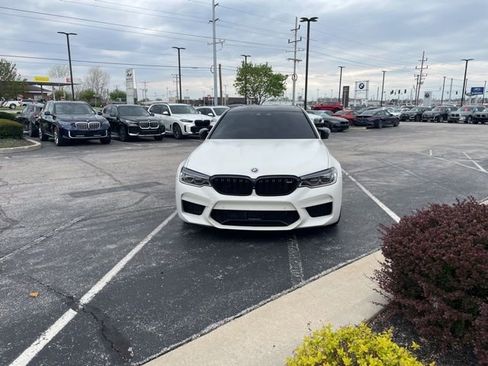 Used 2018 BMW M5 image 7