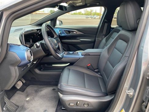Used 2024 Chevrolet Equinox EV LT FWD image 26