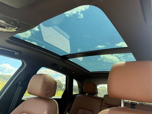 Used 2023 Audi Q5 2.0T Premium w/ Convenience Package AWD/4WD image 30