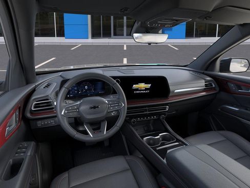 New 2026 Chevrolet Traverse Z71 w/ Driver Confidence Package image 15