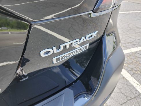 Used 2025 Subaru Outback Touring AWD/4WD image 24