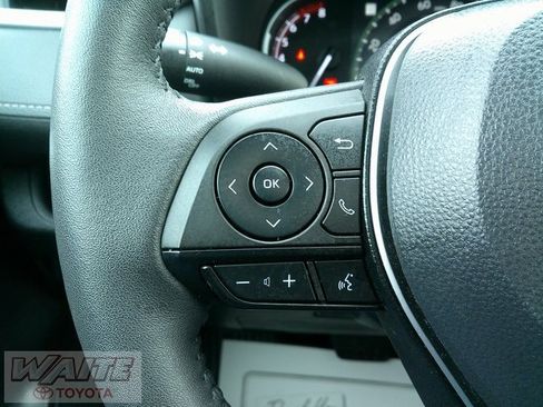 Used 2023 Toyota RAV4 XLE image 11