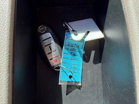 Used 2014 Nissan Quest LE image 3