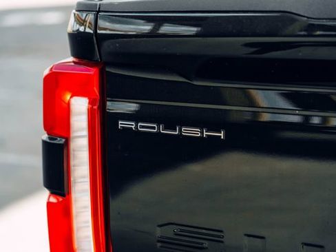 New 2026 Ford F250 Lariat w/ Black Appearance Package AWD/4WD image 14
