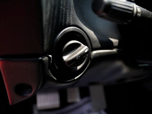 Used 2002 Dodge Viper GTS RWD image 27